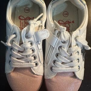 Girls shoes size 13